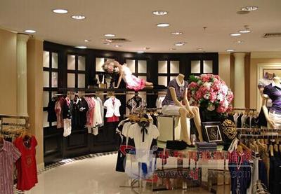 實(shí)體經(jīng)濟(jì)疲軟背景下，傳統(tǒng)服裝企業(yè)試水全渠道的戰(zhàn)略轉(zhuǎn)型解析